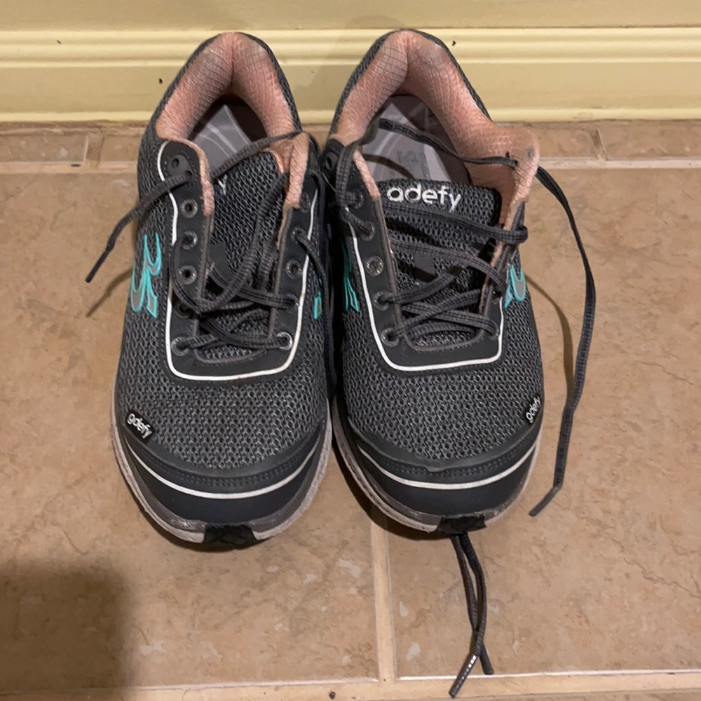 Gdefy walking shoes side 8.5